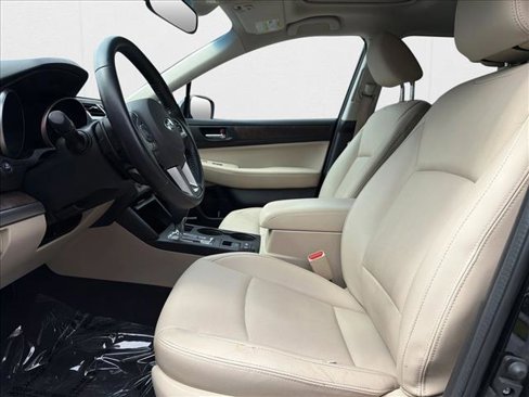 Used 2016 Subaru Outback 3.6R Limited image 11