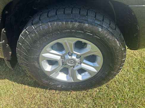 Used 2021 Toyota 4Runner SR5 image 28