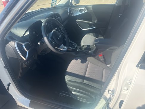 Used 2024 Kia Soul LX w/ Option Group 015 image 13
