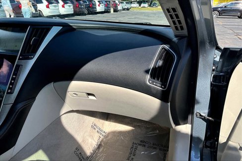 Used 2014 INFINITI Q50 Premium w/ Navigation Package image 17