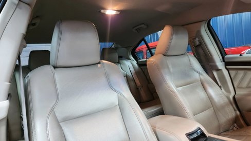 Used 2010 Ford Taurus Limited image 15