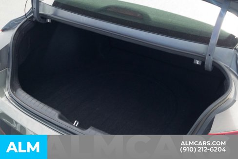 Used 2024 Hyundai Elantra SEL image 9