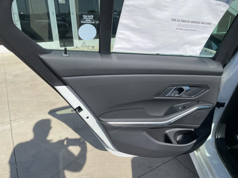 New 2025 BMW 330i Sedan image 12
