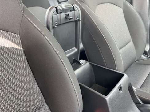 Used 2022 Kia Forte LXS image 29