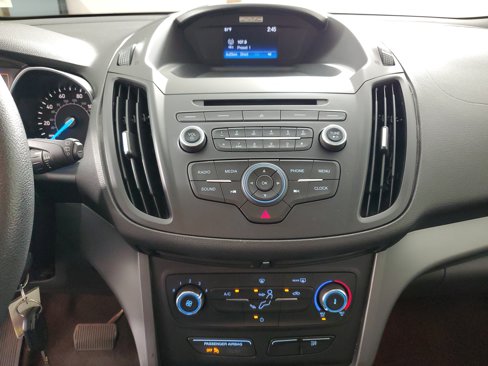 Used 2018 Ford Escape S image 16