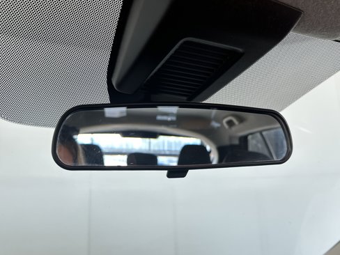 Used 2023 Nissan Kicks SV image 28