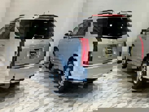 Used 2008 Cadillac SRX AWD w/ Utility Package image 8