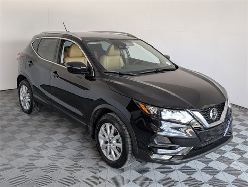 Used 2022 Nissan Rogue Sport SV image 2