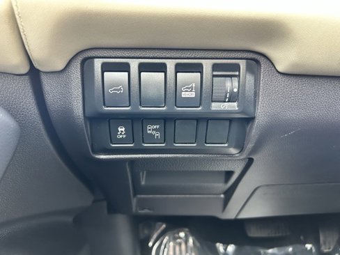 Used 2019 Subaru Ascent Limited image 24