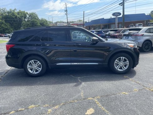 Used 2024 Ford Explorer XLT w/ Equipment Group 202A image 30
