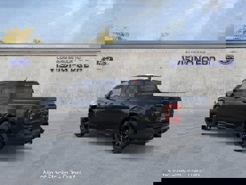 New 2025 Ford Maverick XLT image 4