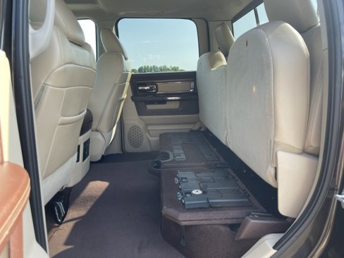 Used 2016 RAM 1500 Laramie w/ Convenience Group image 23