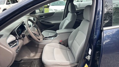 Used 2018 Chevrolet Malibu LT image 10