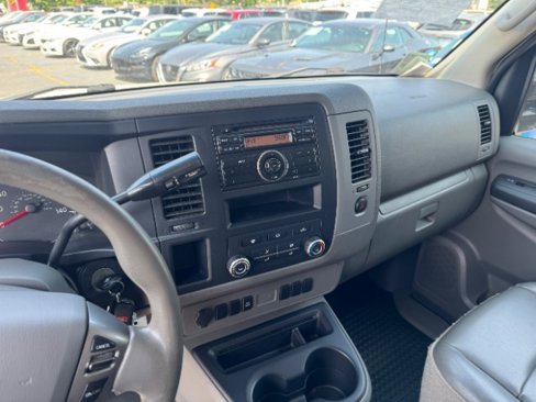 Used 2016 Nissan NV 3500 S w/ Power Package image 10