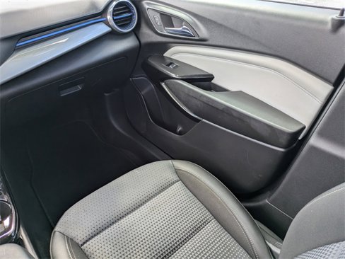 Used 2024 Chevrolet Trax LT image 14