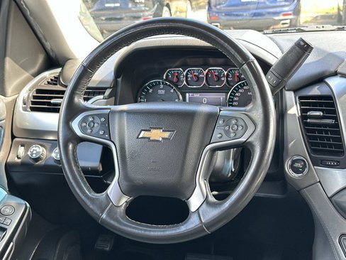 Used 2016 Chevrolet Suburban LT w/ Luxury Package image 24