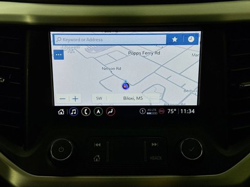 Used 2021 GMC Acadia SLT w/ Elevation Edition image 13