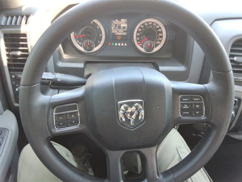 Used 2018 RAM 1500 Express image 21
