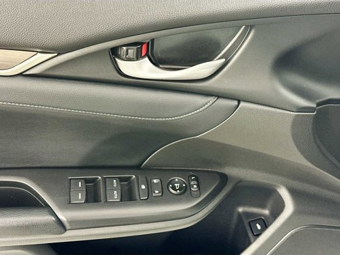 Used 2021 Honda Civic EX-L image 16