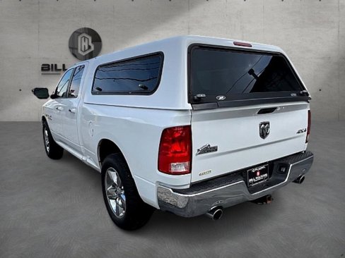 Used 2015 RAM 1500 SLT image 10