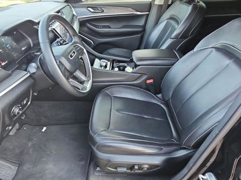 Used 2021 Jeep Grand Cherokee L Limited image 18