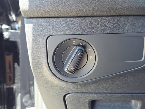 Certified 2023 Volkswagen Tiguan S image 29