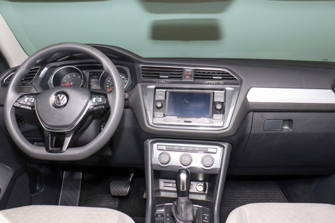 Used 2020 Volkswagen Tiguan S image 25