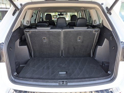 Certified 2023 Volkswagen Atlas SE w/ Black Wheel Package image 31