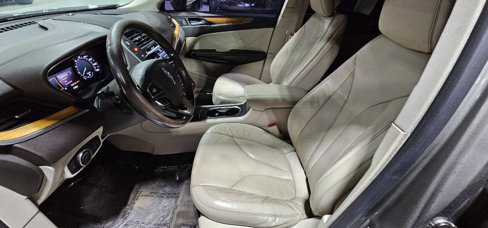 Used 2017 Lincoln MKC Select w/ Select Plus Package image 18