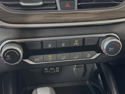 Used 2023 Nissan Altima 2.5 SV image 18