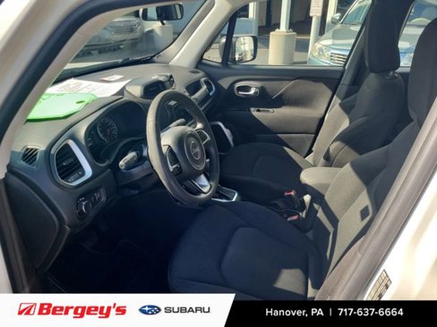 Used 2021 Jeep Renegade Sport image 9