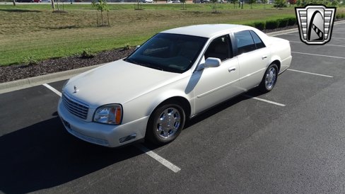 Used 2002 Cadillac De Ville w/ Comfort/Convenience Pkg image 6