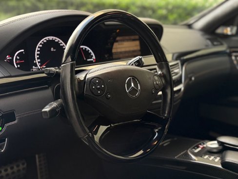Used 2012 Mercedes-Benz S 63 AMG image 19