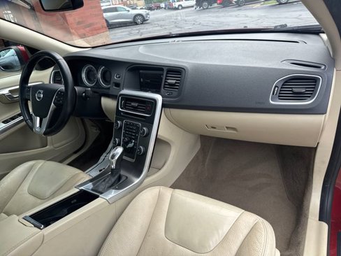 Used 2013 Volvo S60 T5 image 27