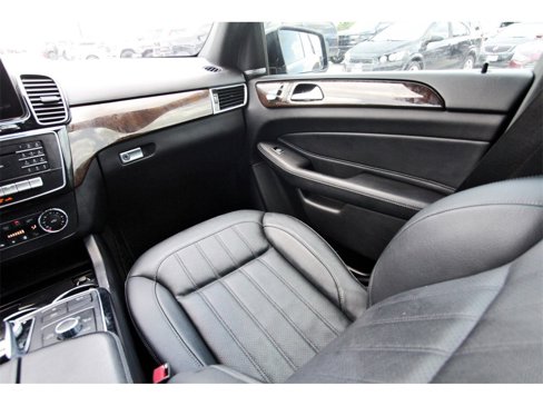 Used 2019 Mercedes-Benz GLE 400 4MATIC image 12