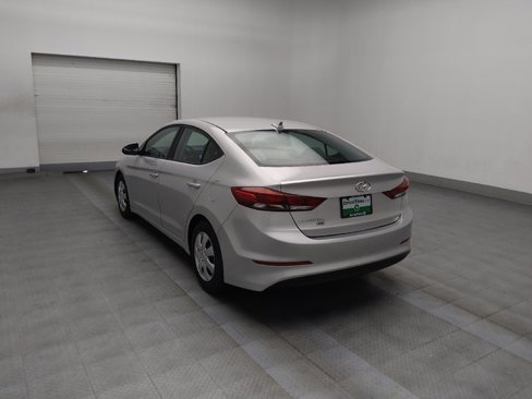 Used 2017 Hyundai Elantra SE image 5