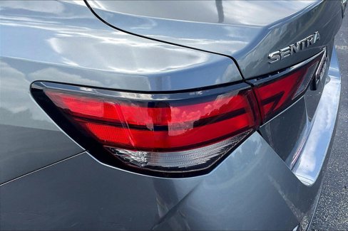 Used 2021 Nissan Sentra SV image 26