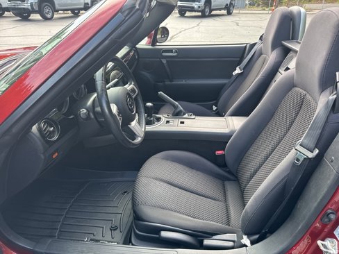 Used 2008 MAZDA MX-5 Miata Sport w/ Convenience Pkg image 9