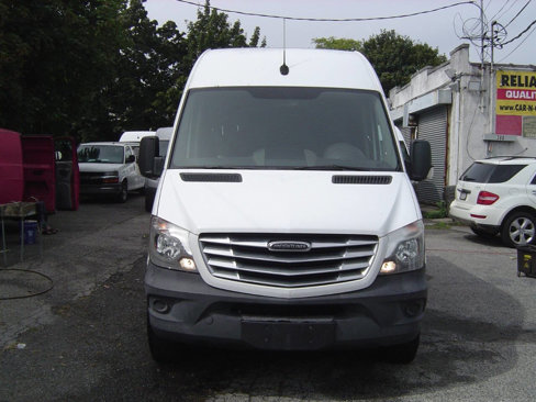 Used 2018 Mercedes-Benz Sprinter 2500 w/ Driver Comfort Package image 6