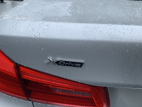 Used 2018 BMW 530i xDrive image 6