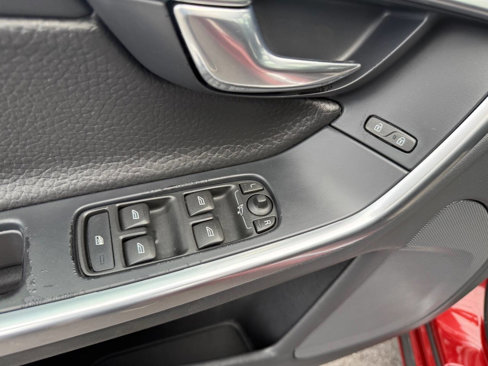 Used 2012 Volvo S60 T5 w/ Multimedia Pkg image 16