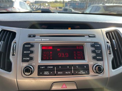 Used 2014 Kia Sportage LX image 12