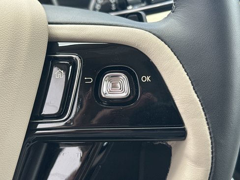 New 2025 Lincoln Corsair Reserve image 21