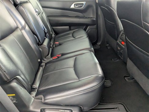 Used 2020 Nissan Pathfinder SL image 34