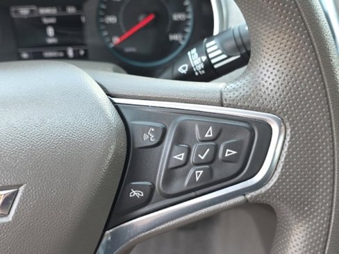 Used 2020 Chevrolet Malibu LT image 17