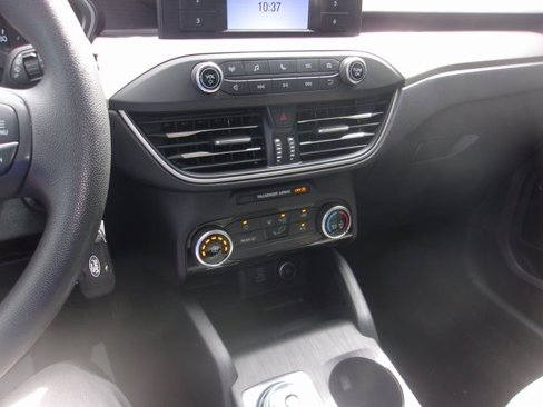 Used 2021 Ford Escape S image 7