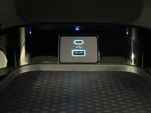 Used 2022 Ford Mustang Mach-E Premium image 25