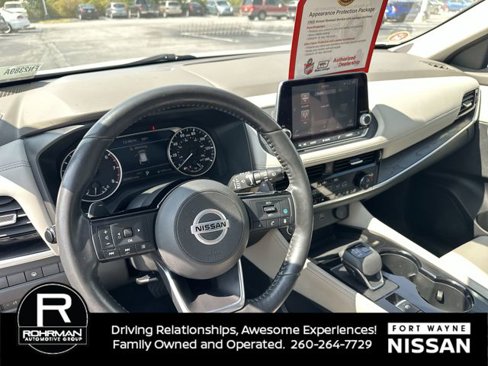 Used 2021 Nissan Rogue SL image 11