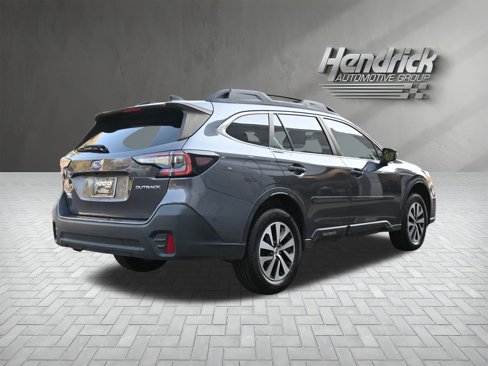 Used 2022 Subaru Outback Premium image 9