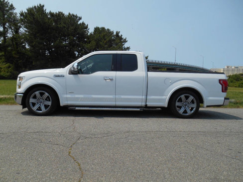 Used 2016 Ford F150 Lariat image 1